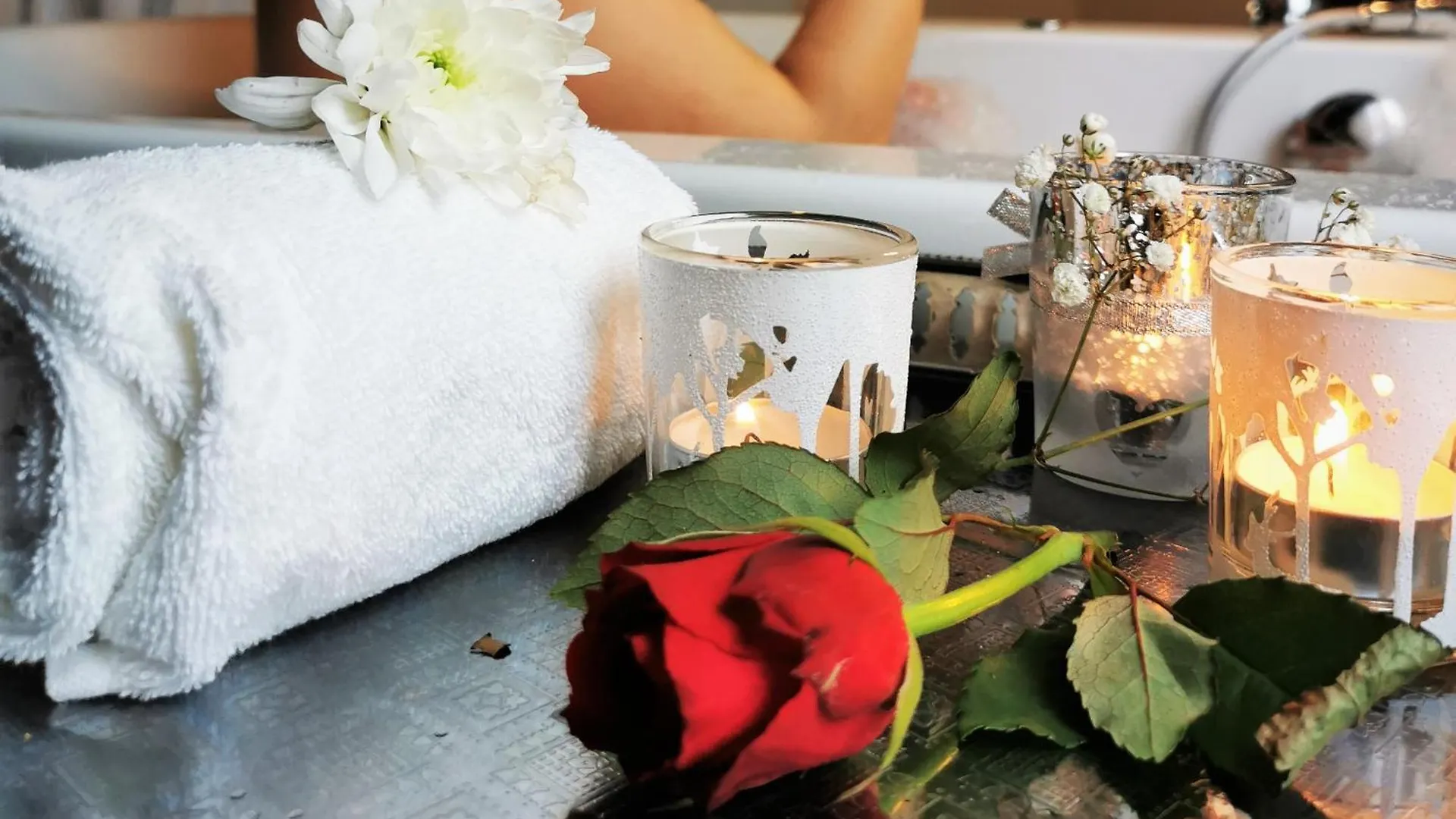 Penthouse Mit Whirlpool, Sauna, Dachterrasse Und Schwedenofen Altotting