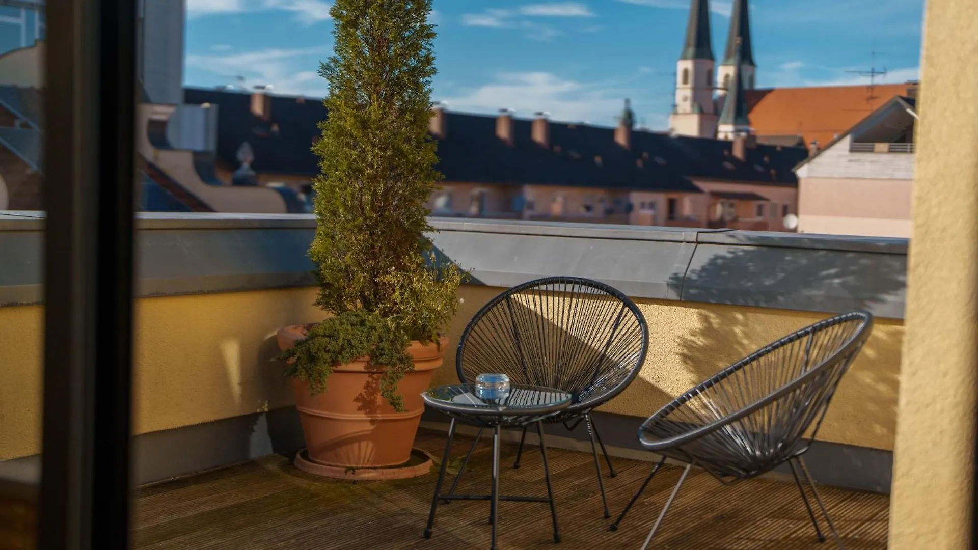 Hotel Penthouse Mit Whirlpool, Sauna, Dachterrasse Und Schwedenofen Altotting